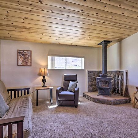 Rustic Bullhead City Retreat With Porch And Views Exterior photo